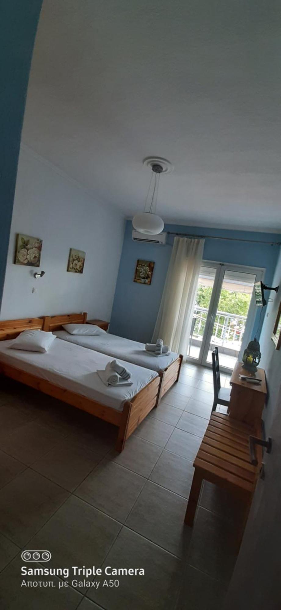 Mpouketo Apartments Neos Marmaras Pokoj fotografie